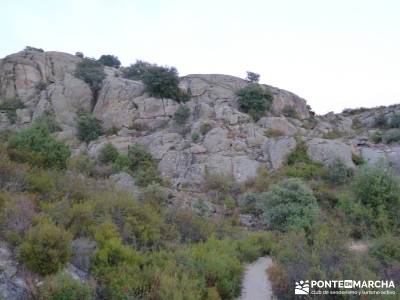 Peñaliendre y Canto Hastial a la Luz de la Luna;rutas trekking madrid rutas senderismo por madrid